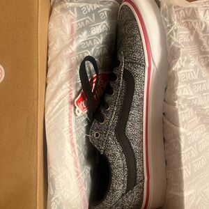 Boys Vans sneakers Youth size 4